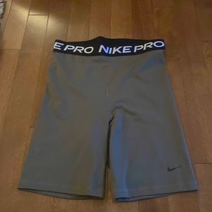 High wasted olive green nike pro biker shorts
